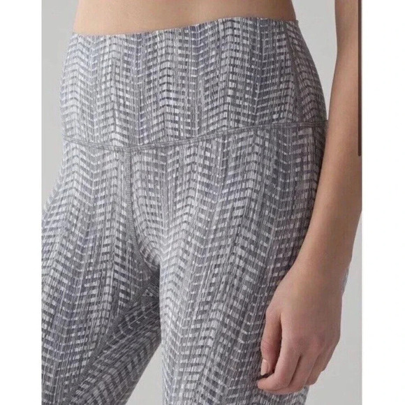 Lululemon Wunder Under High Rise Leggings Luon Arrow Jacquard Athletic Pants 8 - Picture 1 of 8